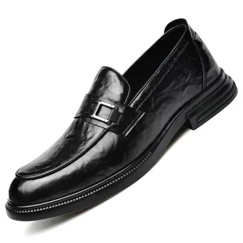 Мужская повседневная обувь для вождения из мягкой кожи черного цвета Новые дизайнерские лоферы Мужская модная весенне осенняя обувь на платформе Man