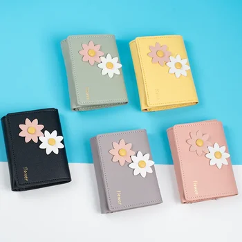 Новый короткий кошелек Small Daisy, женский маленький Ins, складная сумка для карт, простая Корейская версия кошелька для монет большой емкости.