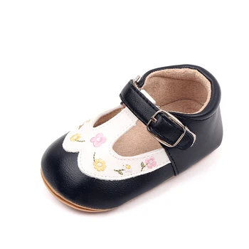 Обувь для маленьких девочек, мягкая подошва из искусственной кожи с вышивкой цветами, туфли без каблуков, нескользящая обувь для малышей