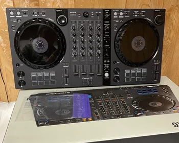 (НОВАЯ СКИДКА) Pioneer DJ DDJ-1000SRT с 4-дековым диджейским контроллером Serato 1 заказ